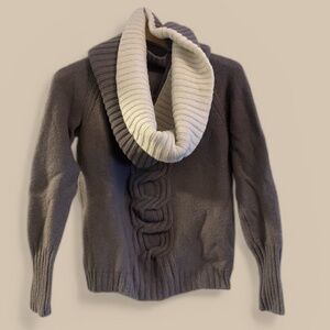 MaxMara Wool Cashmere Cable Knit Crewneck Jumper and Infinity Scarf